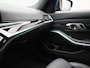 BMW 3-Serie Touring 318i AUTOMAAT | LEDER | NAVIGATIE | APPLE CARPLAY | PARKEERSENSOREN