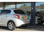 Peugeot 208 1.2 110PK Allure - Gris Aluminium - Navigatie/Bleutooth/LMV