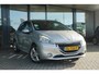 Peugeot 208 1.2 110PK Allure - Gris Aluminium - Navigatie/Bleutooth/LMV