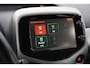 Toyota Aygo 1.0 VVT-i x-play | Volledige dealerhistorie | Origineel NL | Navigatie | Airco | Camera | Bluetooth