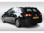 Volkswagen Golf Variant 1.2 TSI Connected Series Navigatie | Parkeersensoren | Stoelverwarming | Dealeronderhouden