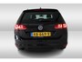 Volkswagen Golf Variant 1.2 TSI Connected Series Navigatie | Parkeersensoren | Stoelverwarming | Dealeronderhouden