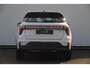Lynk & Co 01 276PK Automaat Core / Adaptieve cruise control / Stoel - en stuurwielverarming / Parkeersensoren met camera / Apple carplay / Trekhaak / Metallic lak / 19" lichtmetalen velgen