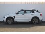 Lynk & Co 01 276PK Automaat Core / Adaptieve cruise control / Stoel - en stuurwielverarming / Parkeersensoren met camera / Apple carplay / Trekhaak / Metallic lak / 19" lichtmetalen velgen