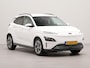 Hyundai Kona Electric EV Fashion 39 kWh | SoH 98,6% | Apple carplay | Navigatie | Achteruitrij camera | Spraakbediening | Dodehoek detector | Parkeersensoren achter |  Keyless entry |