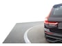 Volvo XC60 2.0 T6 Plug-in hybrid AWD Plus Dark | Stoel + Stuur verwarming | Trekhaak | BLIS | 360 Camera