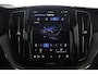 Volvo XC60 2.0 T6 Plug-in hybrid AWD Plus Dark | Stoel + Stuur verwarming | Trekhaak | BLIS | 360 Camera