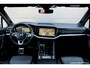 Volkswagen Touareg 4.0 V8 TDI R-Line 4Motion | Grijs Kenteken | Full Option | Pano | Luchtvering | Dynaudio