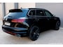 Volkswagen Touareg 4.0 V8 TDI R-Line 4Motion | Grijs Kenteken | Full Option | Pano | Luchtvering | Dynaudio