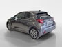 Toyota Yaris 1.5 Hybrid Dynamic | Cruise Control | Climate Control | LM Velgen | Camera | Stoelverwarming | Bluetooth | Privacy Glass |