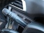 Peugeot 3008 Allure Navi / Pano / Climate / Pdc Nieuwe D-riem/ All-season banden/ Keurige auto