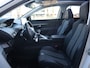 Peugeot 3008 1.2 PureTech Allure Nieuwe D-riem/ All-season banden/ Keurige auto