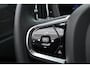 Volvo XC60 2.0 T6 Plug-in hybrid AWD Plus Bright | Pano-dak | Trekhaak | H&K Audio | ACC | Stoel + stuurverw. |