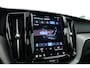 Volvo XC60 2.0 T6 Plug-in hybrid AWD Plus Bright | Pano-dak | Trekhaak | H&K Audio | ACC | Stoel + stuurverw. |