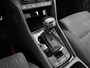 Skoda Karoq 1.5 TSI ACT Business Edition Plus 150 PK | Automaat | Elektrisch Panoramadak | Trekhaak inklapbaar | Cruise Control | Climate Control | Stoelverwarming | Achteruitrij Camera | Navigatie |