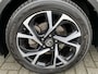 Toyota C-HR 1.8 Hybrid Business Intro | Rijklaar | Navigatie | Stoelverwarming | Leder