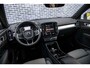 Volvo XC40 Plug-in Hybrid T4 Plus Bright | Adaptieve Cruise Control | Stoel-/Stuurverwarming | BLIS | Verwarmbare Achterbank | Keyless | LED koplampen | Elektrische stoelverstelling | Navigatie | Apple Carplay / Android Auto |