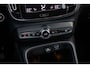 Volvo XC40 Plug-in Hybrid T4 Plus Bright | Adaptieve Cruise Control | Stoel-/Stuurverwarming | BLIS | Verwarmbare Achterbank | Keyless | LED koplampen | Elektrische stoelverstelling | Navigatie | Apple Carplay / Android Auto |
