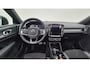 Volvo XC40 1.5 T4 Recharge R-Design Panorama Dak - 20" Wielen - Two Tone - Camera achter - Smartphone lader - Privacy Glass - Climate - MY 2022.