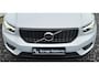Volvo XC40 1.5 T4 Recharge R-Design Panorama Dak - 20" Wielen - Two Tone - Camera achter - Smartphone lader - Privacy Glass - Climate - MY 2022.