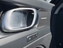 Volvo XC40 1.5 T4 Plug-in hybrid Ultimate Bright | Schuif -/ Kanteldak | Lederen Bekleding | Trekhaak | Harman Kardon Audio | Stoel + Stuurverwarming | 360 Camera | Getint Glas | Elektr. Stoelen | Memory | Keyless |