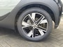 Toyota Aygo X 1.5 Hybrid Pulse Plus | Tarragon, Bi-Tone, Stoelverwarming, Climate control, Startknop, LED, 17 inch