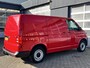 Volkswagen Transporter 2.0 TDI L1H1 150PK Automaat Airco Cruise controle Trekhaak 2500kg trekgewicht Telefoonverbinding Navigatiesysteem Euro 6 Ex overheid 1e Eigenaar