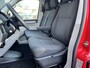 Volkswagen Transporter 2.0 TDI L1H1 150PK Automaat Airco Cruise controle Trekhaak 2500kg trekgewicht Telefoonverbinding Navigatiesysteem Euro 6 Ex overheid 1e Eigenaar