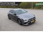 Mercedes-Benz A-klasse 180 | AMG stijl |HOT hatch | widescreen virtual cockpit |sportzetels met stoelverwarming |