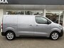 Opel Vivaro 2.0 Diesel Automaat 180pk L2 | Navigatie | Achteruitrijcamera | Keyless Entry | 3-zits | Lichtmetalen velgen | Climate Control | Parkeersensoren