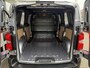 Opel Vivaro 2.0 Diesel Automaat 180pk L2 | Navigatie | Achteruitrijcamera | Keyless Entry | 3-zits | Lichtmetalen velgen | Climate Control | Parkeersensoren