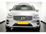 Volvo XC60 2.0 T8 AWD 335kW/456pk Plug-in hybrid Plus Bright PANORAMADAK + HARMAN/KARDON + EL.TREKHAAK + ADAPT.CRUISE + PILOT ASSIST + BLIS + HEAD-UP DISPLAY + STOEL-&STUURVERWARMING + 360 CAMERA + HEAD-UP DISPLAY + PARKSENSOREN V&A + 20" LM-VELGEN!!