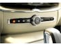 Volvo XC60 2.0 T8 AWD 335kW/456pk Plug-in hybrid Plus Bright PANORAMADAK + HARMAN/KARDON + EL.TREKHAAK + ADAPT.CRUISE + PILOT ASSIST + BLIS + HEAD-UP DISPLAY + STOEL-&STUURVERWARMING + 360 CAMERA + LANE ASSIST + PARKSENSOREN V&A + 20" LM-VELGEN!!
