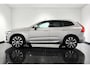 Volvo XC60 2.0 T8 AWD 335kW/456pk Plug-in hybrid Plus Bright PANORAMADAK + HARMAN/KARDON + EL.TREKHAAK + ADAPT.CRUISE + PILOT ASSIST + BLIS + HEAD-UP DISPLAY + STOEL-&STUURVERWARMING + 360 CAMERA + HEAD-UP DISPLAY + PARKSENSOREN V&A + 20" LM-VELGEN!!