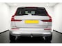Volvo XC60 2.0 T8 AWD 335kW/456pk Plug-in hybrid Plus Bright PANORAMADAK + HARMAN/KARDON + EL.TREKHAAK + ADAPT.CRUISE + PILOT ASSIST + BLIS + HEAD-UP DISPLAY + STOEL-&STUURVERWARMING + 360 CAMERA + HEAD-UP DISPLAY + PARKSENSOREN V&A + 20" LM-VELGEN!!