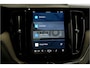 Volvo XC60 2.0 T8 AWD 335kW/456pk Plug-in hybrid Plus Bright PANORAMADAK + HARMAN/KARDON + EL.TREKHAAK + ADAPT.CRUISE + PILOT ASSIST + BLIS + HEAD-UP DISPLAY + STOEL-&STUURVERWARMING + 360 CAMERA + LANE ASSIST + PARKSENSOREN V&A + 20" LM-VELGEN!!