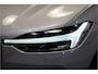 Volvo XC60 2.0 T8 AWD 335kW/456pk Plug-in hybrid Plus Bright PANORAMADAK + HARMAN/KARDON + EL.TREKHAAK + ADAPT.CRUISE + PILOT ASSIST + BLIS + HEAD-UP DISPLAY + STOEL-&STUURVERWARMING + 360 CAMERA + LANE ASSIST + PARKSENSOREN V&A + 20" LM-VELGEN!!