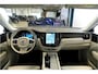 Volvo XC60 2.0 T8 AWD 335kW/456pk Plug-in hybrid Plus Bright PANORAMADAK + HARMAN/KARDON + EL.TREKHAAK + ADAPT.CRUISE + PILOT ASSIST + BLIS + HEAD-UP DISPLAY + STOEL-&STUURVERWARMING + 360 CAMERA + LANE ASSIST + PARKSENSOREN V&A + 20" LM-VELGEN!!