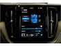 Volvo XC60 2.0 T8 AWD 335kW/456pk Plug-in hybrid Plus Bright PANORAMADAK + HARMAN/KARDON + EL.TREKHAAK + ADAPT.CRUISE + PILOT ASSIST + BLIS + HEAD-UP DISPLAY + STOEL-&STUURVERWARMING + 360 CAMERA + LANE ASSIST + PARKSENSOREN V&A + 20" LM-VELGEN!!