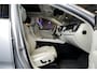 Volvo XC60 2.0 T8 AWD 335kW/456pk Plug-in hybrid Plus Bright PANORAMADAK + HARMAN/KARDON + EL.TREKHAAK + ADAPT.CRUISE + PILOT ASSIST + BLIS + HEAD-UP DISPLAY + STOEL-&STUURVERWARMING + 360 CAMERA + LANE ASSIST + PARKSENSOREN V&A + 20" LM-VELGEN!!