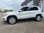 Volkswagen Tiguan 1.4 TSI Sport&Style van 2de Eig met elec panoramadak en parkeersensoren en trekhaak en navigatie en bluetooth