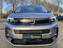 Opel Vivaro-e Electric L2 75 kWh 136pk | ACTIE! | 8 jaar garantie | 0% financial lease | Full ECO LED koplampen | Exterieur Pakket | Apple Carplay | Android Auto | Achteruitrijcamera | Parkeersensoren achter | Climate Control | Pack ergonomie met passagiersstoel | van voor  Keyless Entry | Lederen stuurwiel | Draadloze telefoonoplader | van €47.881 voor €35.195 ex. BTW rijklaar