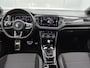 Volkswagen T-Roc 1.5 TSI Sport Business R 150 PK | Automaat | Stoelverwarming | Camera | Cruise Control Adaptief | Elektrische Achterklep | Apple Carplay | Android Auto | Keyless |