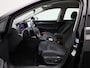 Volkswagen Golf 1.4 eHybrid Style 204 PK| Origineel Nederlands | 1e Eigenaar | Artvelours | Bestuurdersstoel Elektrisch Met Geheugen En Massage | Navigatie | Parkeersensoren Voor & Achtter