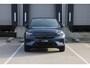 Volvo EC40 Single Motor Extended Range Ultra Black Edition | Demo Deal | Elektrisch bedienbare bestuurdersstoel met geheugen | Verwarmbare voorstoelen + Stuurwiel | Park Assist voor + achter | 360-Camera | Premium Audio by Harman Kardon | Warmtepomp | Adaptieve Cruise Control | Pilot Assist | Glazen panoramisch dak | Extra getint glas achter | Blind Spot Information System | Google Services | 20'' Lichtmetalen wielen |