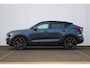 Volvo EC40 Single Motor Extended Range Plus Black Edition Panoramadak | Verwarmbare voorstoelen&stuurwiel | 360 graden camera | Premium audio by Harman Kardon | Adaptieve cruise control | Keyless entry | Warmtepomp
