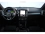 Volvo EC40 Single Motor Extended Range Plus Black Edition Panoramadak | Verwarmbare voorstoelen&stuurwiel | 360 graden camera | Premium audio by Harman Kardon | Adaptieve cruise control | Keyless entry | Warmtepomp