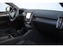 Volvo EC40 Single Motor Extended Range Plus Black Edition Panoramadak | Verwarmbare voorstoelen&stuurwiel | 360 graden camera | Premium audio by Harman Kardon | Adaptieve cruise control | Keyless entry | Warmtepomp