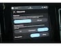 Volvo EC40 Single Motor Extended Range Plus Black Edition Panoramadak | Verwarmbare voorstoelen&stuurwiel | 360 graden camera | Premium audio by Harman Kardon | Adaptieve cruise control | Keyless entry | Warmtepomp