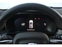 Volvo EC40 Single Motor Extended Range Plus Black Edition Panoramadak | Verwarmbare voorstoelen&stuurwiel | 360 graden camera | Premium audio by Harman Kardon | Adaptieve cruise control | Keyless entry | Warmtepomp